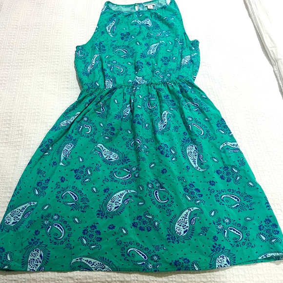 Old Navy Dresses & Skirts - Old Navy Summer cotton paisley dress - Med
PREOWNED/USED